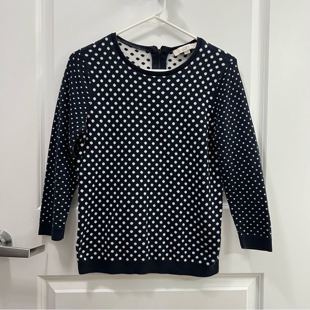 LOFT Navy with White Polka Dot Sweater Size M